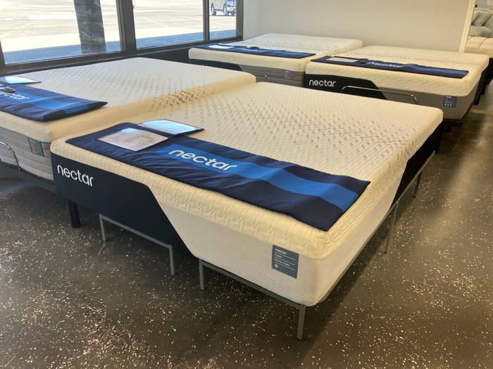 Mattress example at BoxDrop Clarksburg