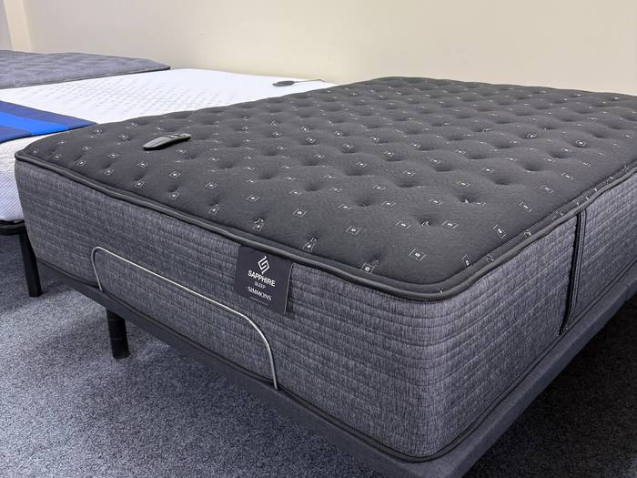 Mattress example at BoxDrop Clarksburg