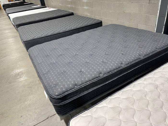 Mattress example at BoxDrop Clarksburg
